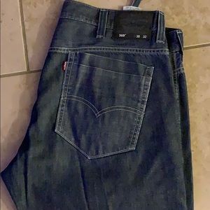 Men’s Levi’s jeans, size 38 32